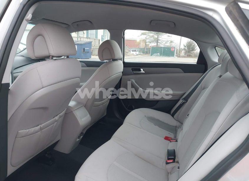 Photo 8 of 2015 Hyundai Sonata SE (VIN 5NPE24AF1FH064134)