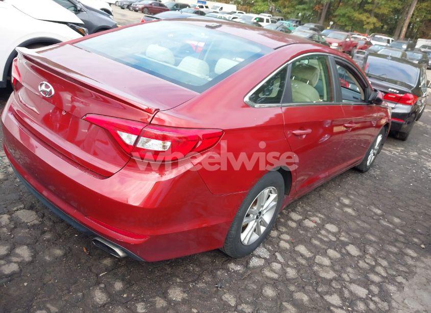 Photo 4 of 2015 Hyundai Sonata SE (VIN 5NPE24AF1FH119794)