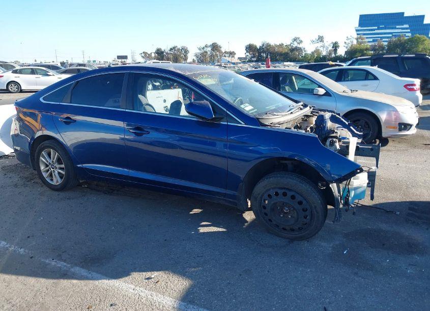 Photo 12 of 2015 Hyundai Sonata SE (VIN 5NPE24AF1FH141911)