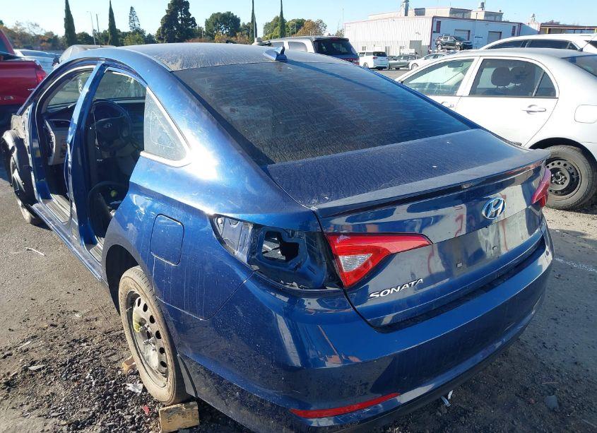 Photo 3 of 2015 Hyundai Sonata SE (VIN 5NPE24AF1FH141911)