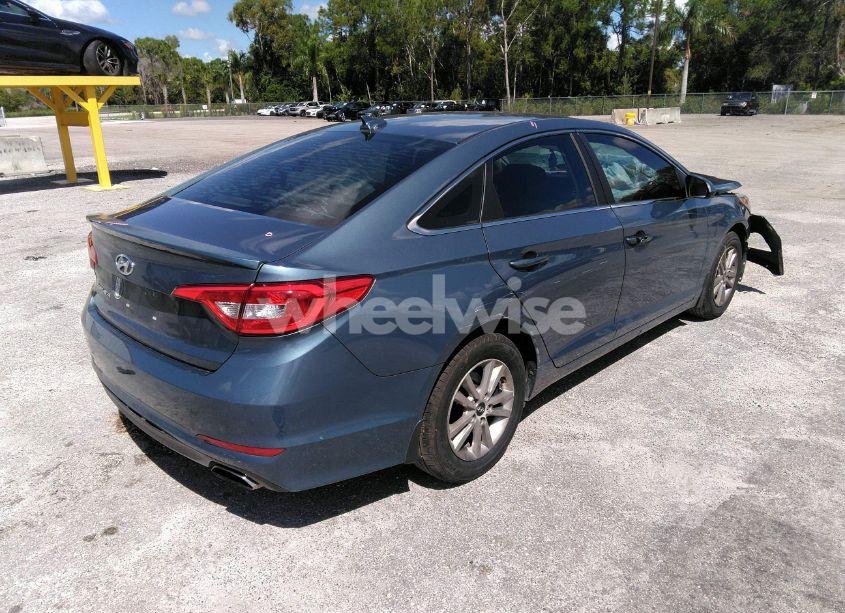 Photo 4 of 2015 Hyundai Sonata SE (VIN 5NPE24AF1FH147921)