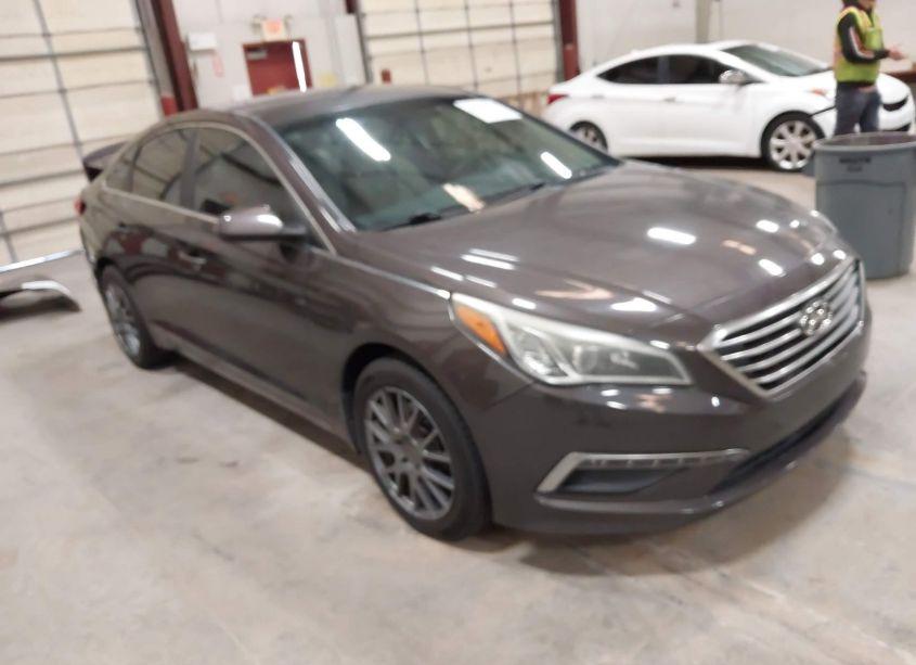 2015 Hyundai Sonata SE (VIN 5NPE24AF1FH150088) main photo
