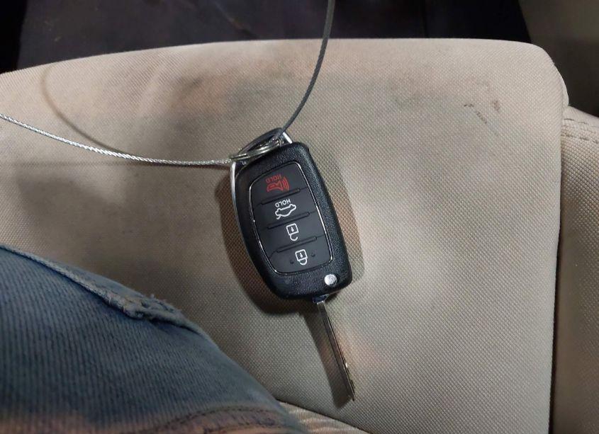 Photo 11 of 2015 Hyundai Sonata SE (VIN 5NPE24AF1FH150088)