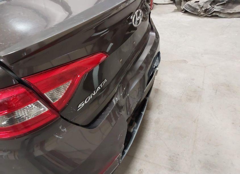Photo 12 of 2015 Hyundai Sonata SE (VIN 5NPE24AF1FH150088)