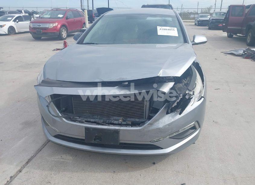 Photo 12 of 2015 Hyundai Sonata SE (VIN 5NPE24AF1FH152875)