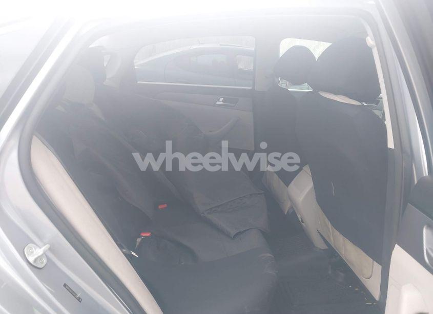 Photo 8 of 2015 Hyundai Sonata SE (VIN 5NPE24AF1FH152875)