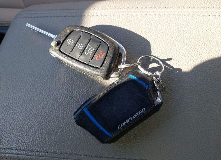 Photo 11 of 2015 Hyundai Sonata SE (VIN 5NPE24AF1FH155761)