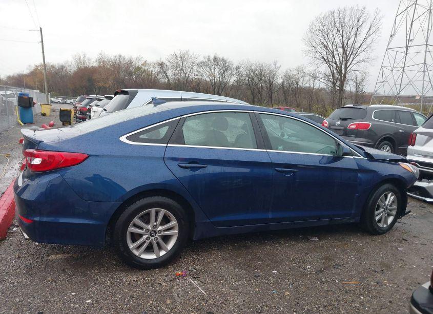 Photo 13 of 2015 Hyundai Sonata SE (VIN 5NPE24AF1FH158725)