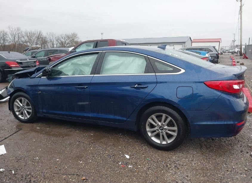 Photo 14 of 2015 Hyundai Sonata SE (VIN 5NPE24AF1FH158725)