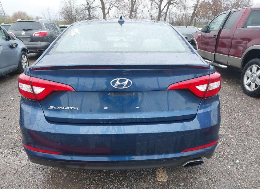 Photo 16 of 2015 Hyundai Sonata SE (VIN 5NPE24AF1FH158725)