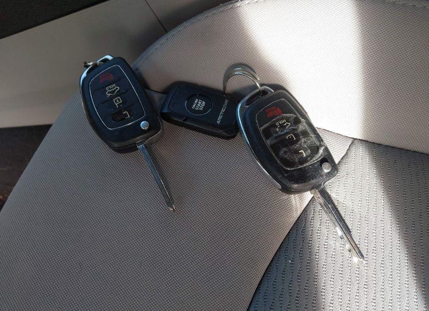 Photo 11 of 2015 Hyundai Sonata SE (VIN 5NPE24AF1FH178148)