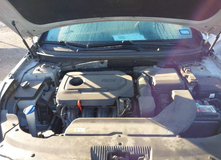 Photo 10 of 2015 Hyundai Sonata SE (VIN 5NPE24AF1FH178893)