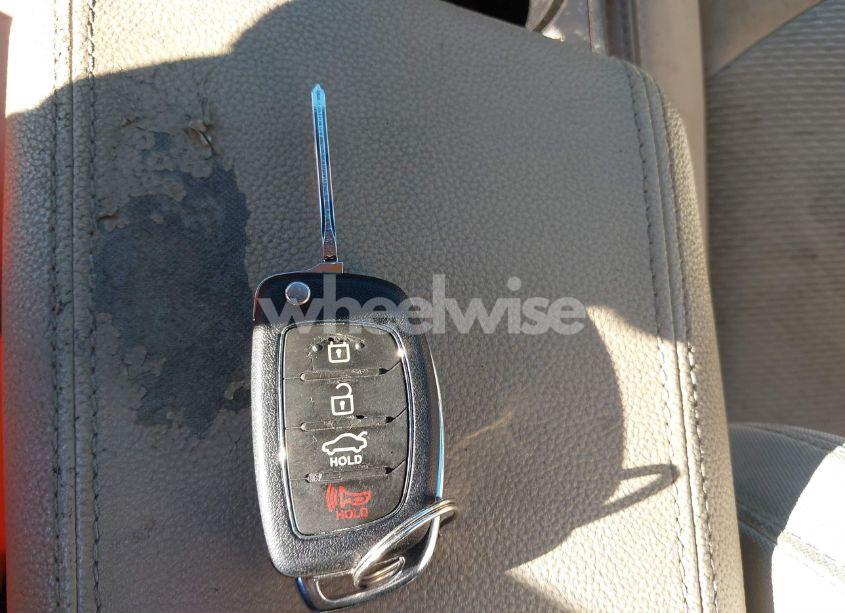 Photo 11 of 2015 Hyundai Sonata SE (VIN 5NPE24AF1FH183608)