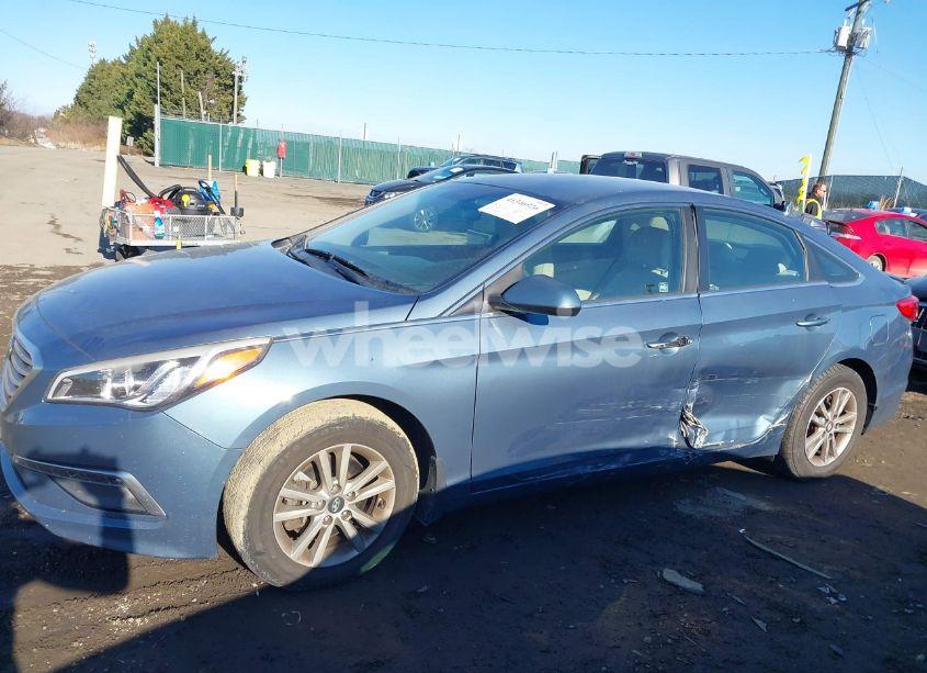 Photo 15 of 2015 Hyundai Sonata SE (VIN 5NPE24AF1FH183608)