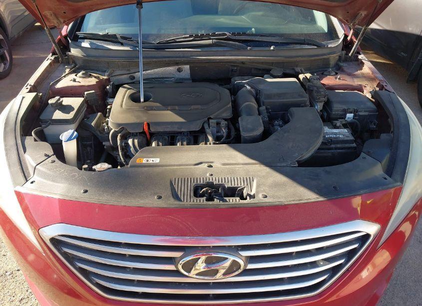 Photo 10 of 2015 Hyundai Sonata SE (VIN 5NPE24AF1FH194530)