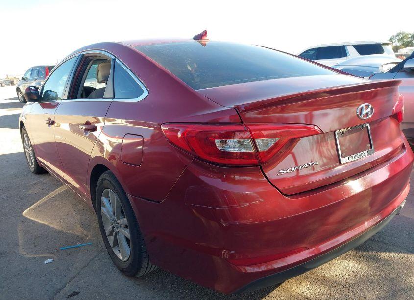 Photo 6 of 2015 Hyundai Sonata SE (VIN 5NPE24AF1FH194530)
