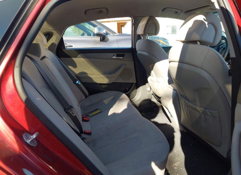 Photo 8 of 2015 Hyundai Sonata SE (VIN 5NPE24AF1FH194530)