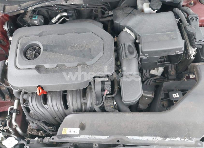Photo 10 of 2015 Hyundai Sonata SE (VIN 5NPE24AF1FH201010)