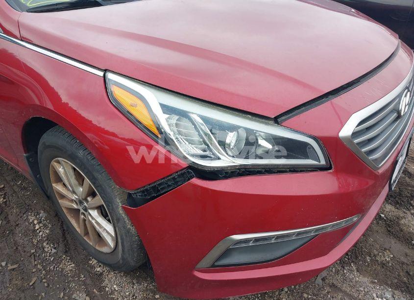 Photo 6 of 2015 Hyundai Sonata SE (VIN 5NPE24AF1FH201010)