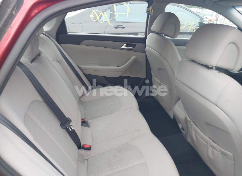 Photo 8 of 2015 Hyundai Sonata SE (VIN 5NPE24AF1FH201010)