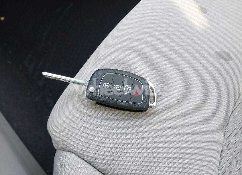 Photo 11 of 2015 Hyundai Sonata SE (VIN 5NPE24AF1FH206840)