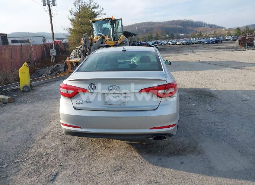Photo 17 of 2015 Hyundai Sonata SE (VIN 5NPE24AF1FH206840)