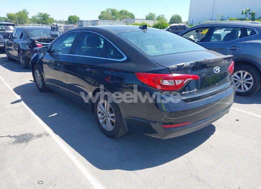 Photo 3 of 2015 Hyundai Sonata SE (VIN 5NPE24AF1FH210063)