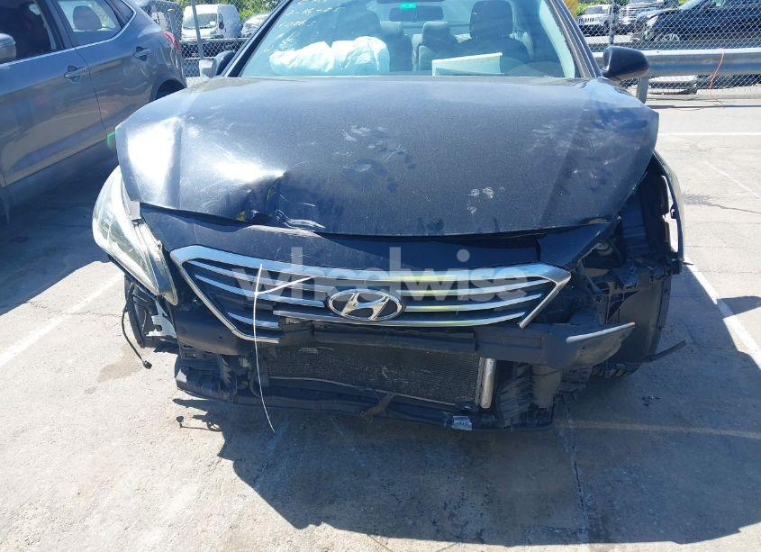 Photo 6 of 2015 Hyundai Sonata SE (VIN 5NPE24AF1FH210063)