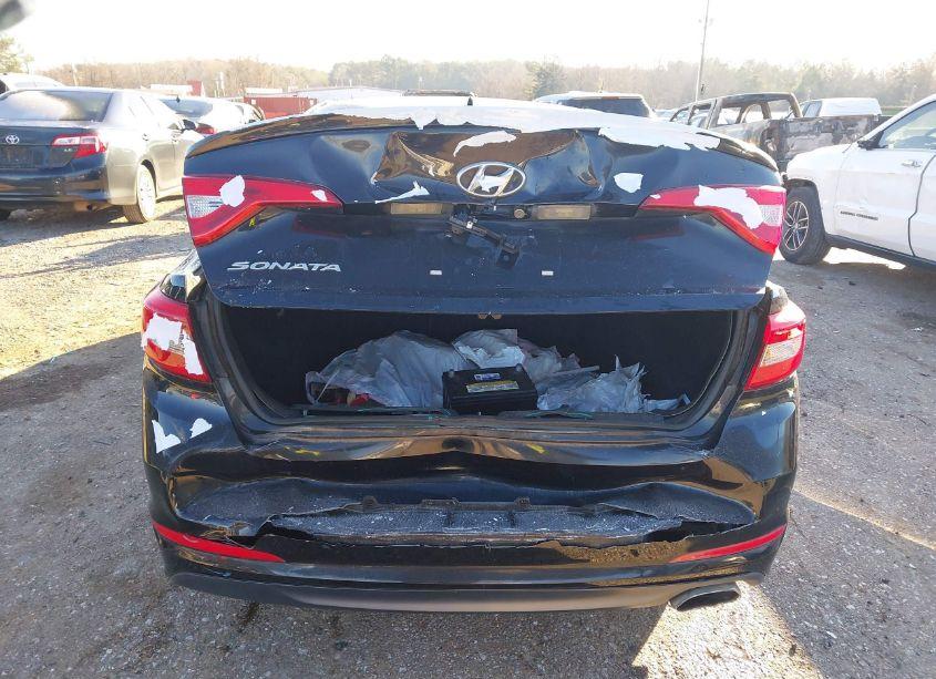 Photo 6 of 2015 Hyundai Sonata SE (VIN 5NPE24AF1FH213674)