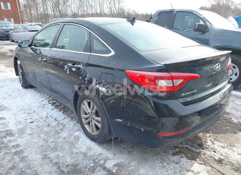 Photo 3 of 2015 Hyundai Sonata SE (VIN 5NPE24AF1FH236355)