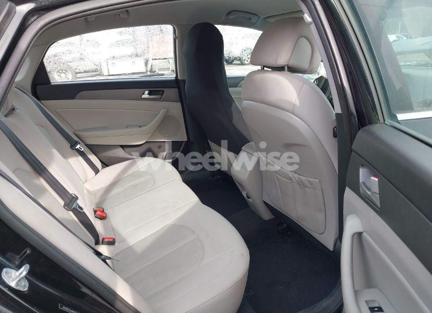 Photo 8 of 2015 Hyundai Sonata SE (VIN 5NPE24AF1FH236355)