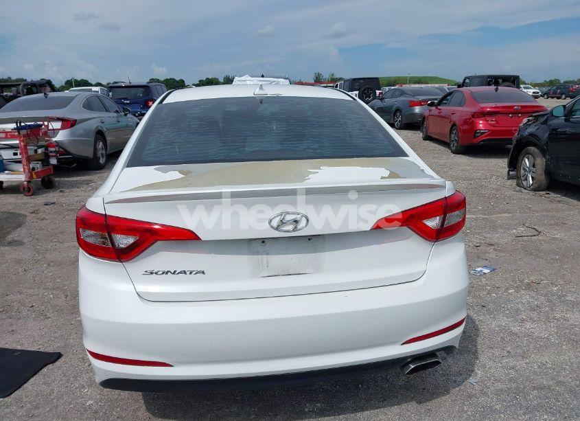 Photo 16 of 2015 Hyundai Sonata SE (VIN 5NPE24AF1FH249428)