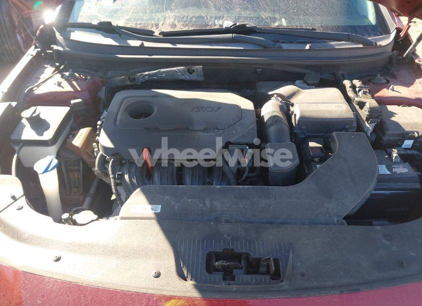 Photo 10 of 2015 Hyundai Sonata SE (VIN 5NPE24AF1FH250630)