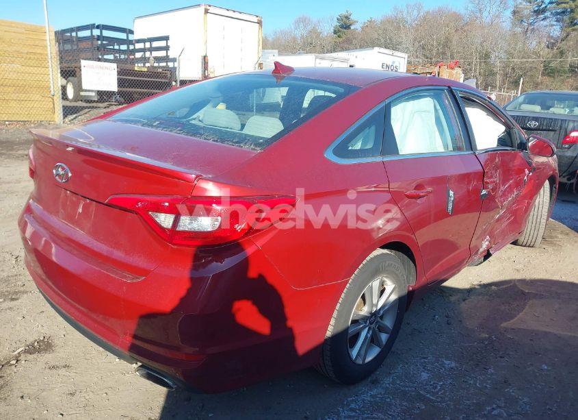 Photo 4 of 2015 Hyundai Sonata SE (VIN 5NPE24AF1FH250630)