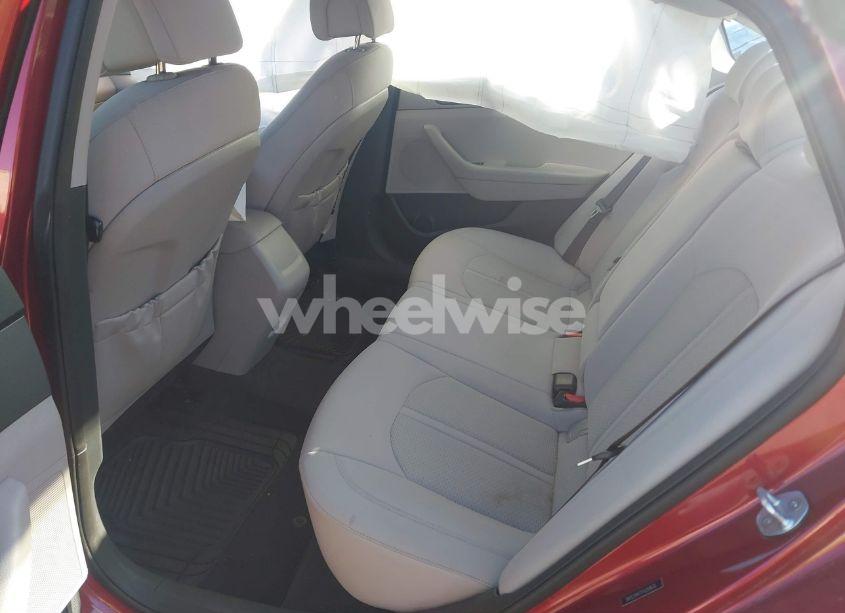 Photo 8 of 2015 Hyundai Sonata SE (VIN 5NPE24AF1FH250630)