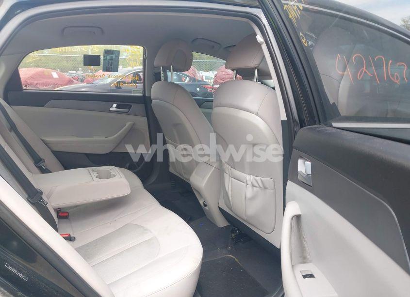 Photo 8 of 2016 Hyundai Sonata SE (VIN 5NPE24AF1GH268594)