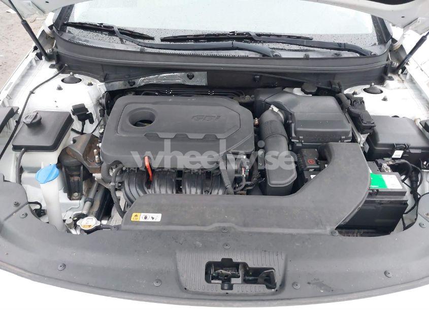 Photo 10 of 2016 Hyundai Sonata SE (VIN 5NPE24AF1GH273214)