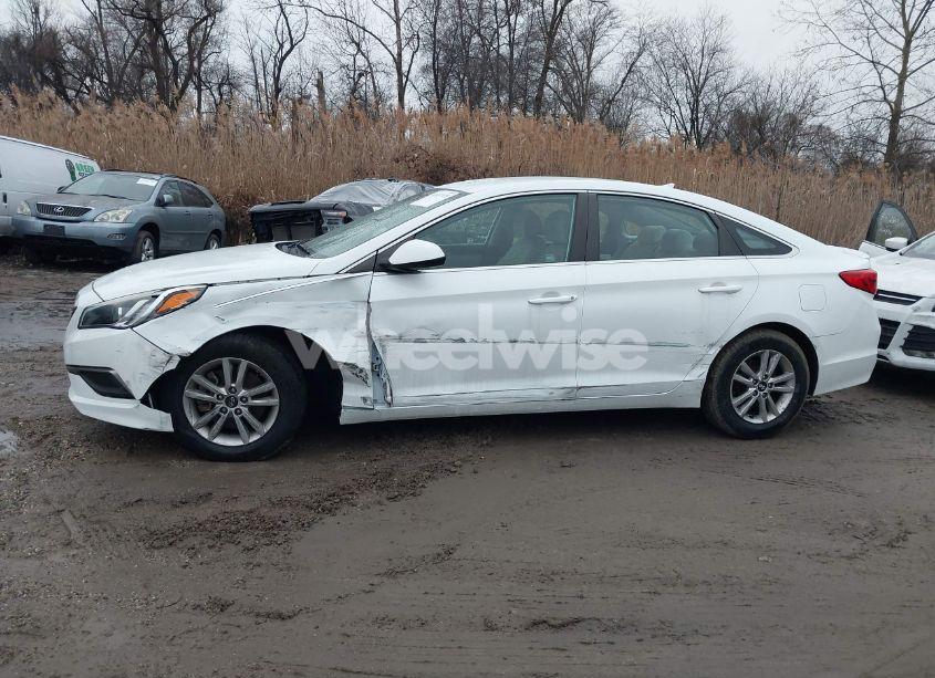 Photo 14 of 2016 Hyundai Sonata SE (VIN 5NPE24AF1GH273214)