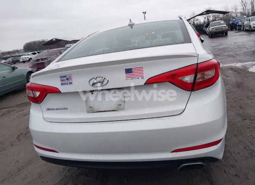 Photo 16 of 2016 Hyundai Sonata SE (VIN 5NPE24AF1GH273214)