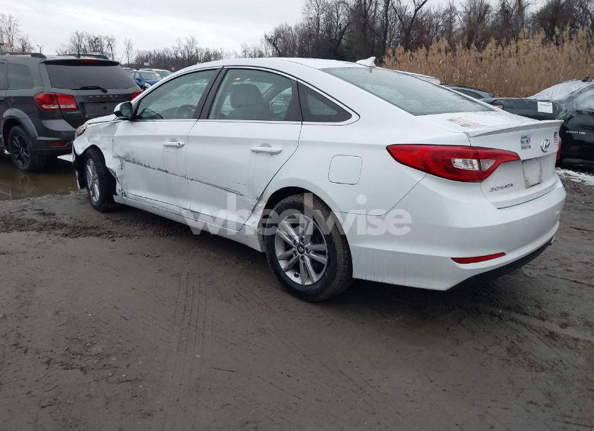 Photo 3 of 2016 Hyundai Sonata SE (VIN 5NPE24AF1GH273214)