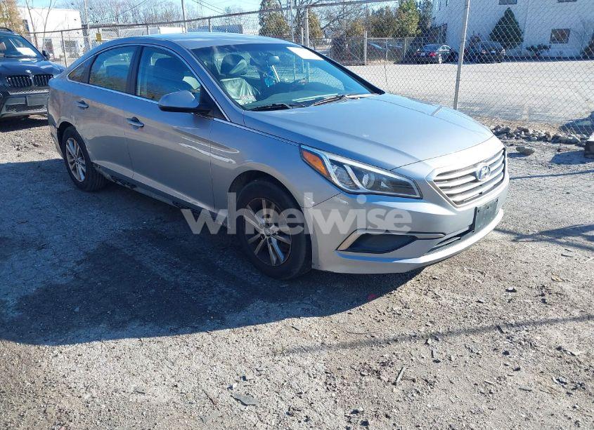 2016 Hyundai Sonata SE (VIN 5NPE24AF1GH273472) main photo