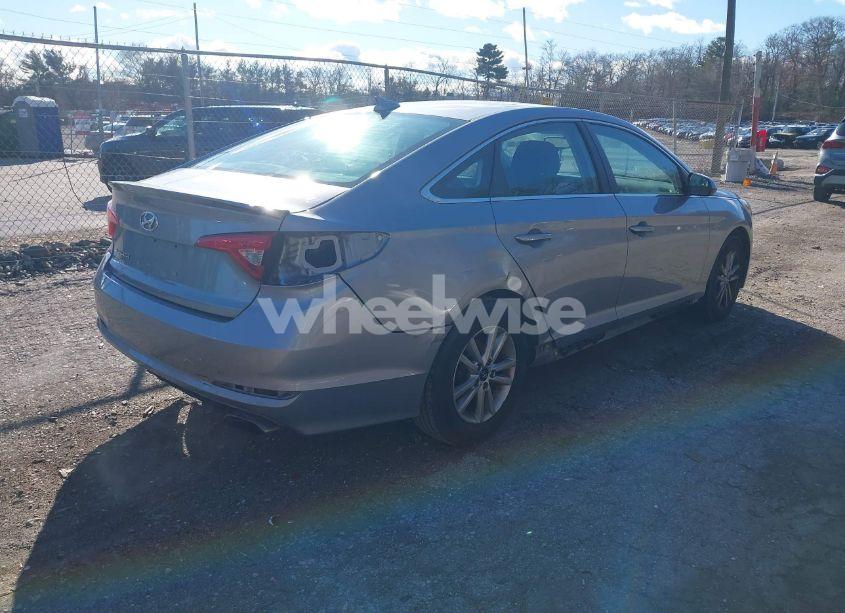 Photo 4 of 2016 Hyundai Sonata SE (VIN 5NPE24AF1GH273472)