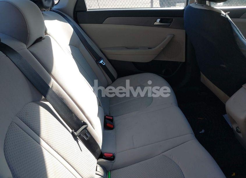 Photo 8 of 2016 Hyundai Sonata SE (VIN 5NPE24AF1GH273472)