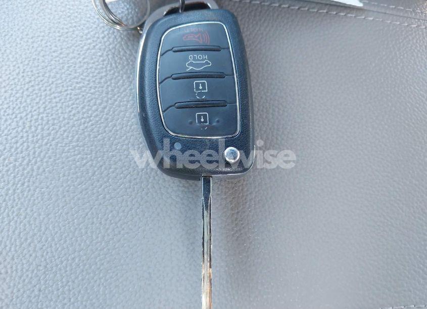 Photo 11 of 2016 Hyundai Sonata SE (VIN 5NPE24AF1GH275237)