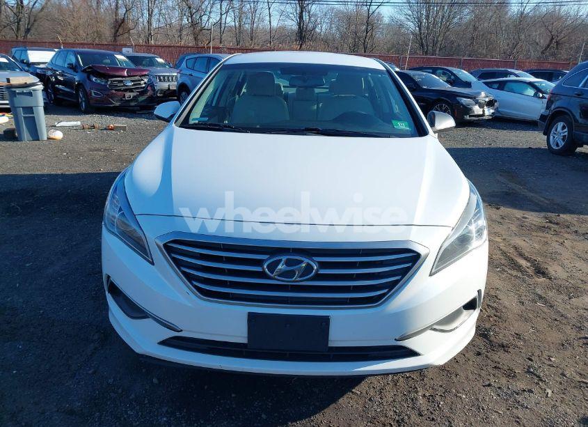 Photo 12 of 2016 Hyundai Sonata SE (VIN 5NPE24AF1GH275237)