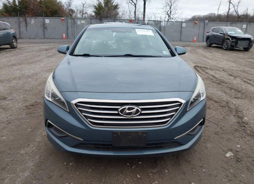 Photo 12 of 2016 Hyundai Sonata SE (VIN 5NPE24AF1GH279188)