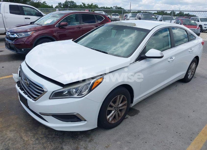 Photo 13 of 2016 Hyundai Sonata SE (VIN 5NPE24AF1GH285265)