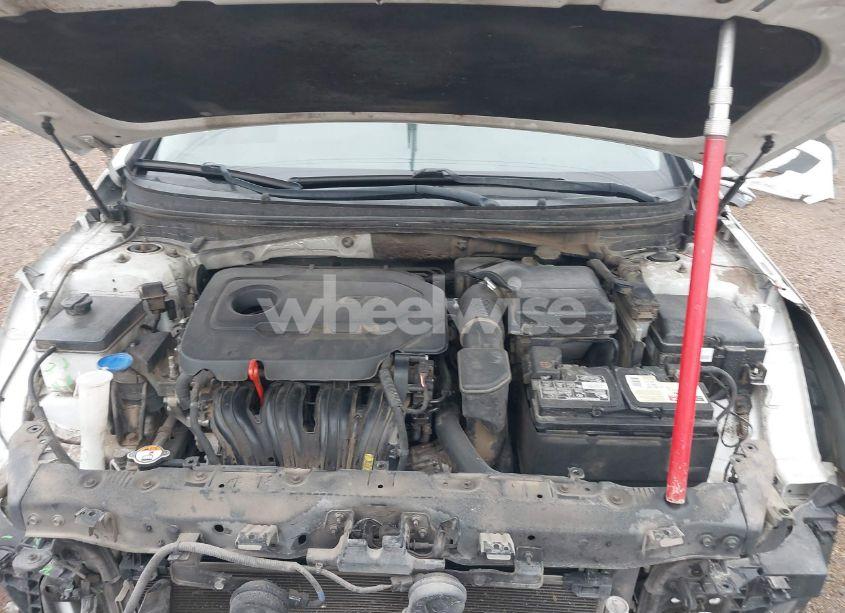 Photo 10 of 2016 Hyundai Sonata SE (VIN 5NPE24AF1GH317891)
