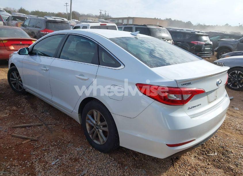 Photo 3 of 2016 Hyundai Sonata SE (VIN 5NPE24AF1GH319110)