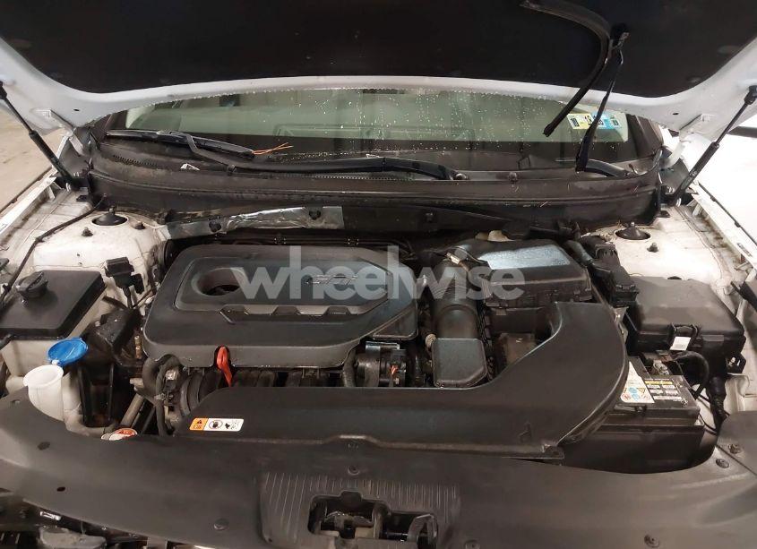 Photo 10 of 2016 Hyundai Sonata SE (VIN 5NPE24AF1GH334058)